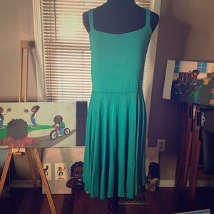 Flouncy bouncy dress 👗!!